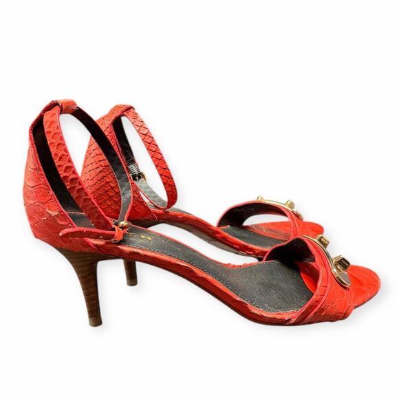VINTAGE COACH Women’s Red Orange Embossed Leather Ankle Strap Heels Size 7 - Picture 2 of 6